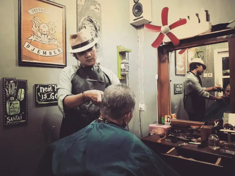 El soroi Cukur rambut 1