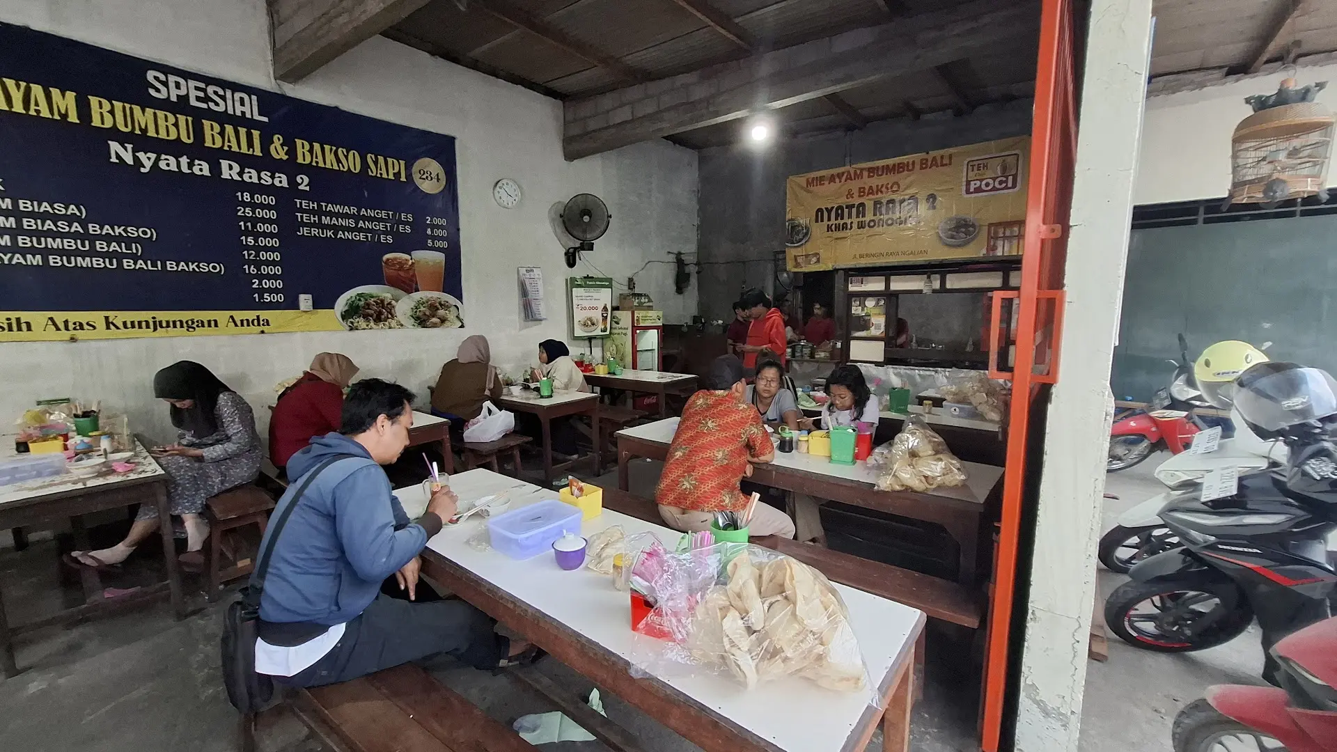 10k Bali-Style Bakmi in Semarang? So Spicy It Blew My Mind 7
