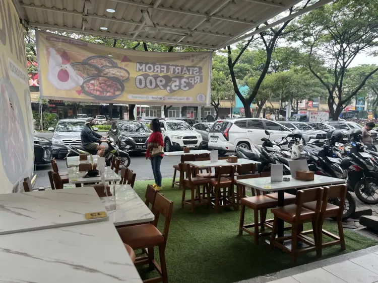 Yangs Braised Chicken Rice Green Lake 10