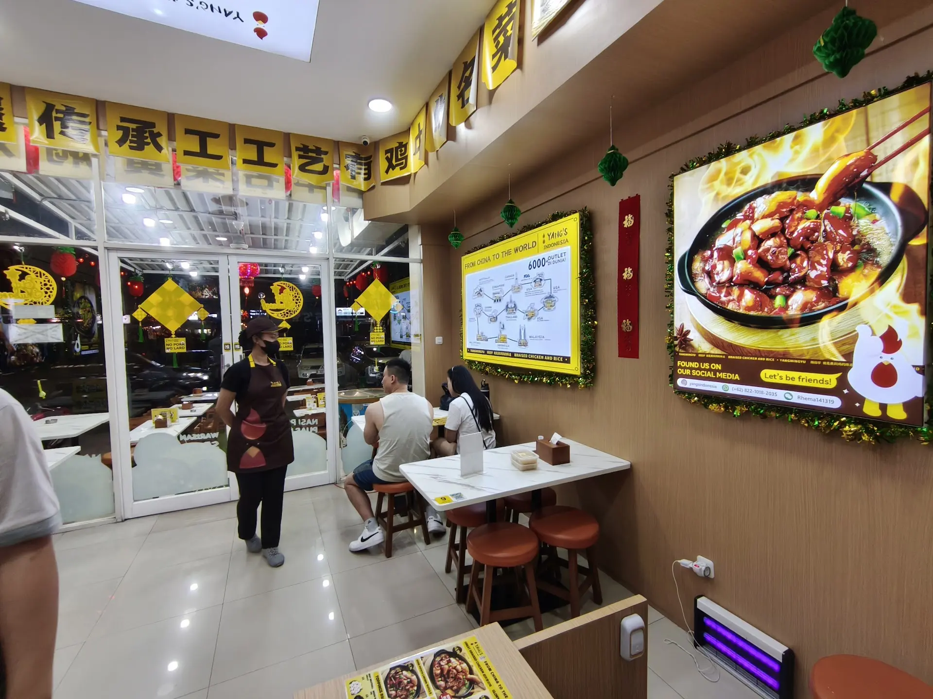 碳水脑袋集合！坦格朗这家黄焖鸡，米饭免费续我能吃三碗！ 2