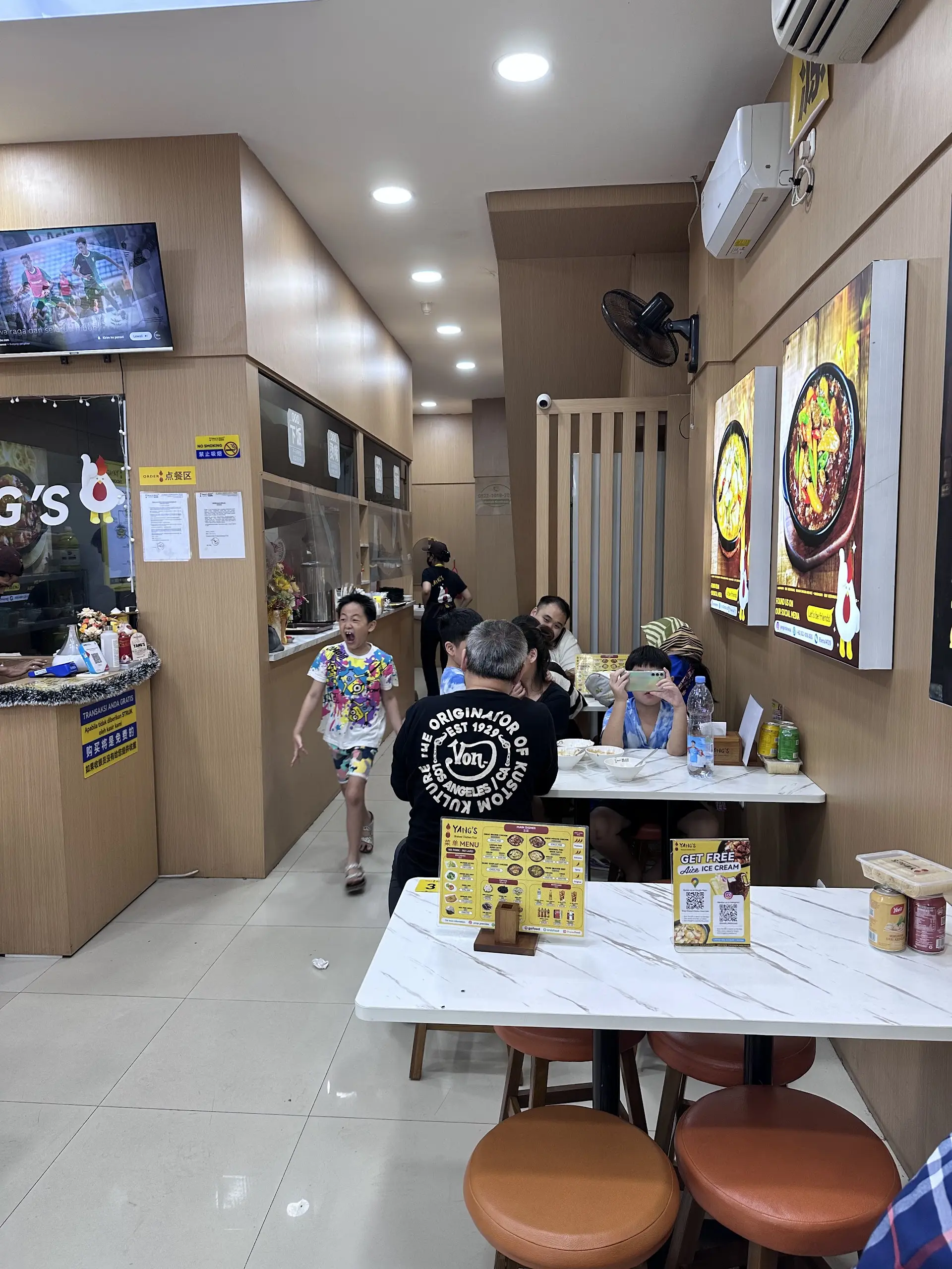 碳水脑袋集合！坦格朗这家黄焖鸡，米饭免费续我能吃三碗！ 4