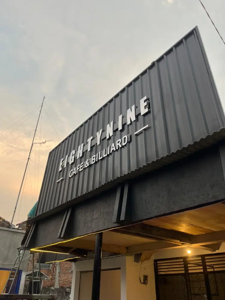 Eighty Nine Space & Billiard 1