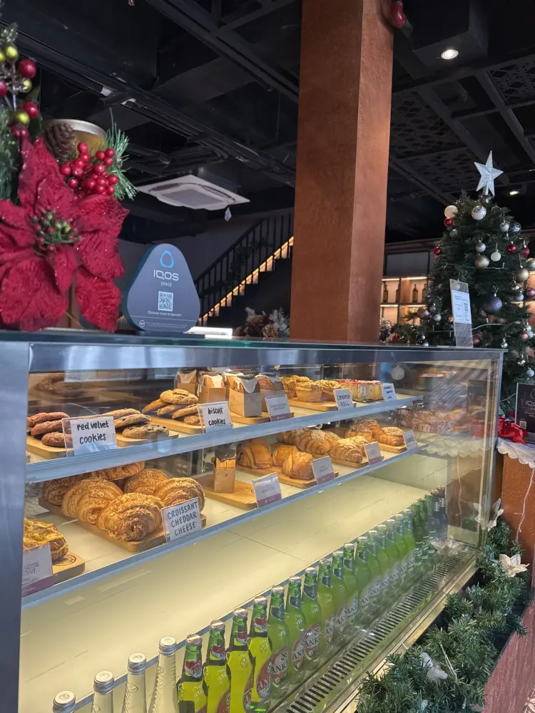 Kopi Se-Indonesia - Pakuwon Trade Center 6