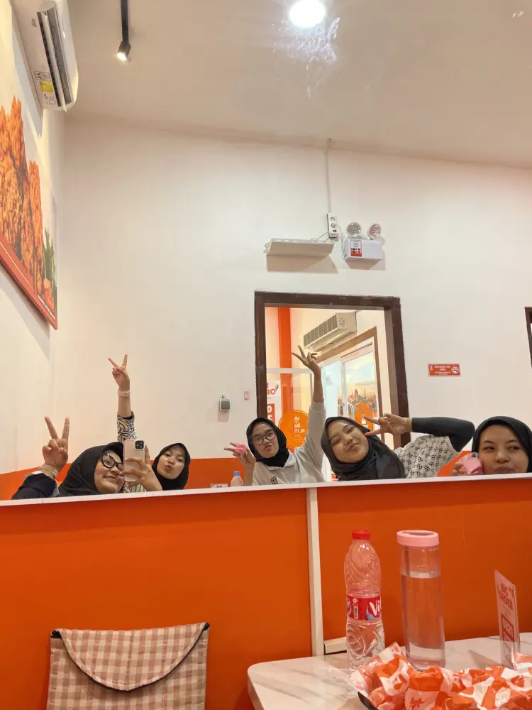 Almaz Fried Chicken - Soekarno Hatta Bandung 7