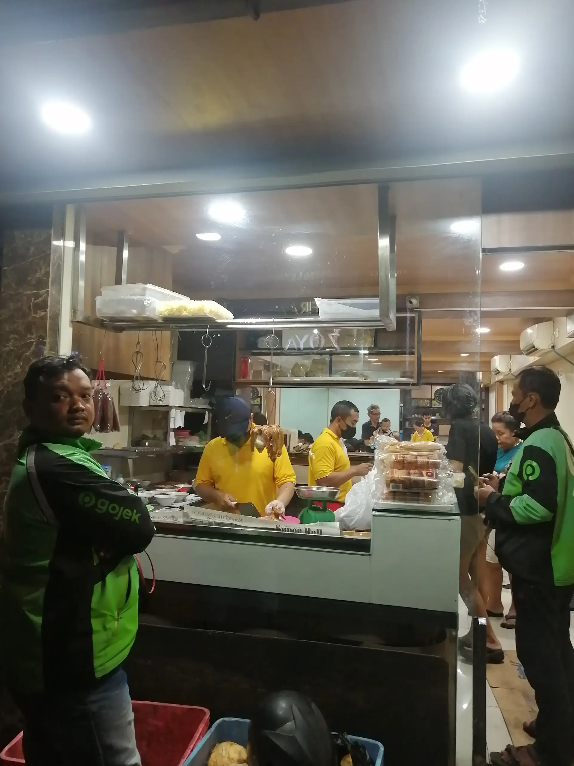 Pecinta Babi Merapat! Suara kriuk Siobak legendaris 60 tahun di Malang ini Mantap, bisa didengerin seharian 3