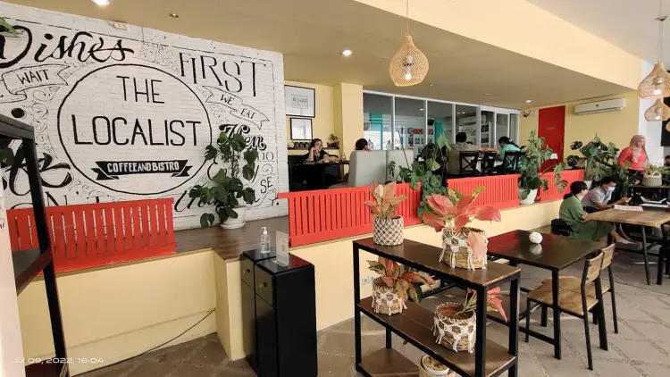 The Localist Coffee and Bistro Surabaya 2