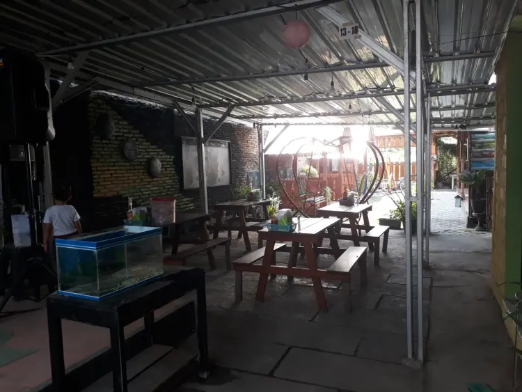 Kedai Bakso & Bebakaran Bang'Jul 4