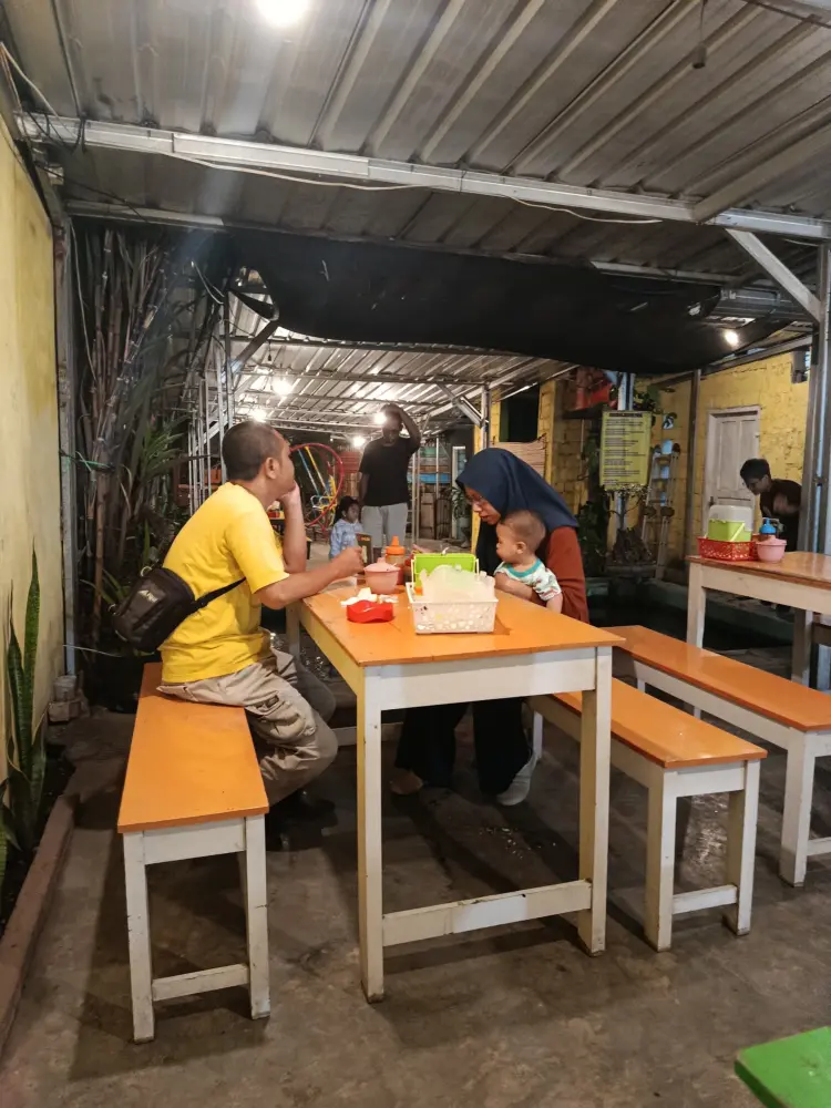 Kedai Bakso & Bebakaran Bang'Jul 7