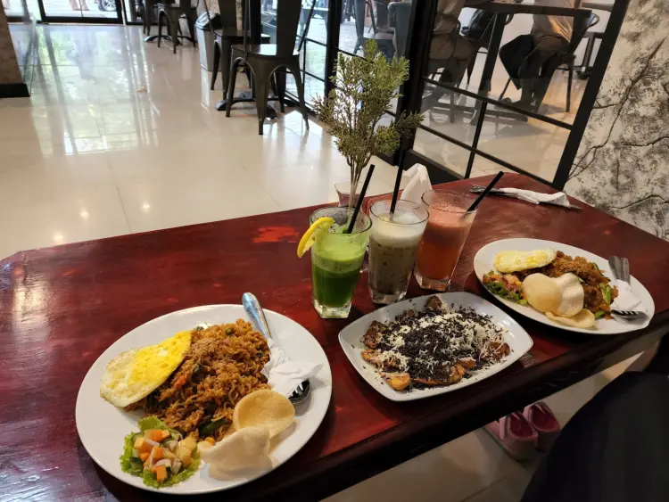 REPUBLIC PALANTA CAFE 5