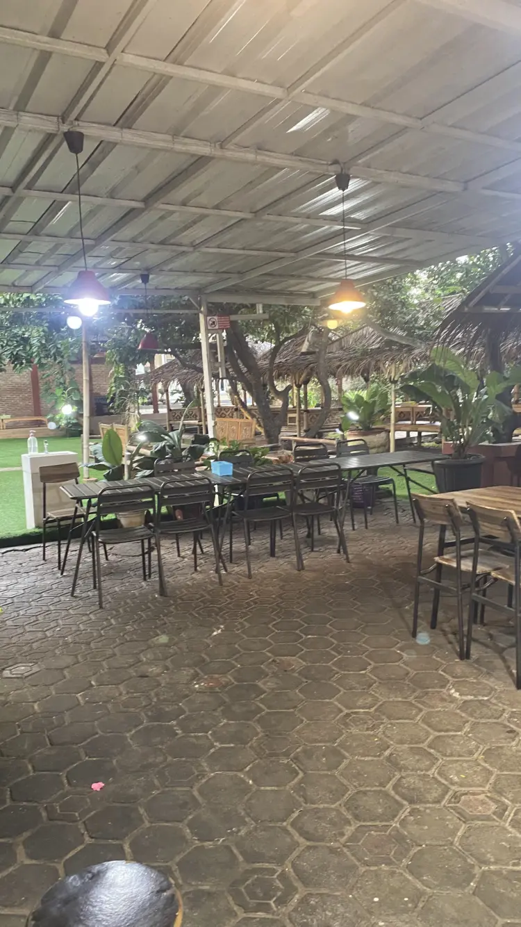 Kedai Kopi dan Pecak Ramboetan 6