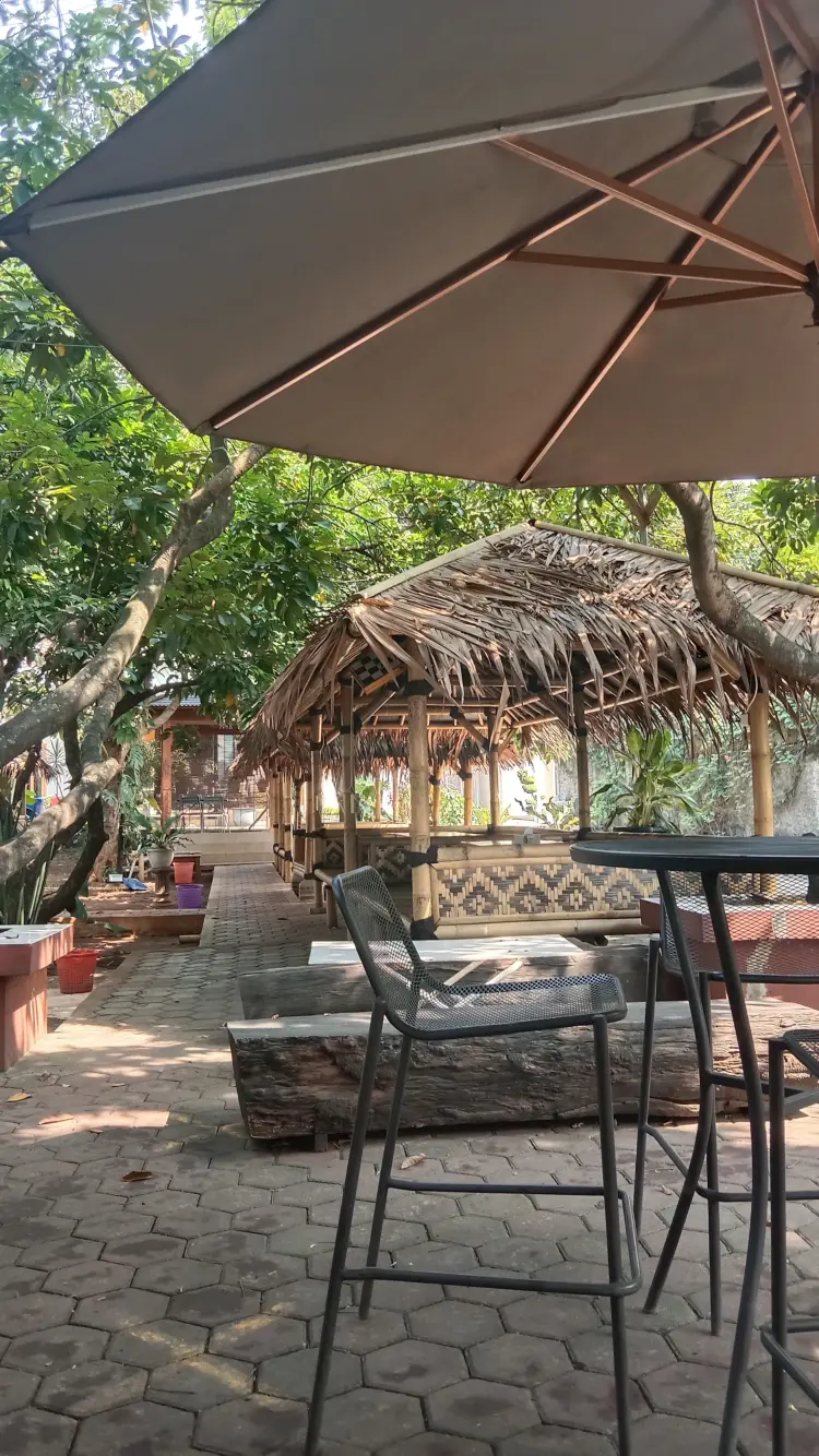 Kedai Kopi dan Pecak Ramboetan 5