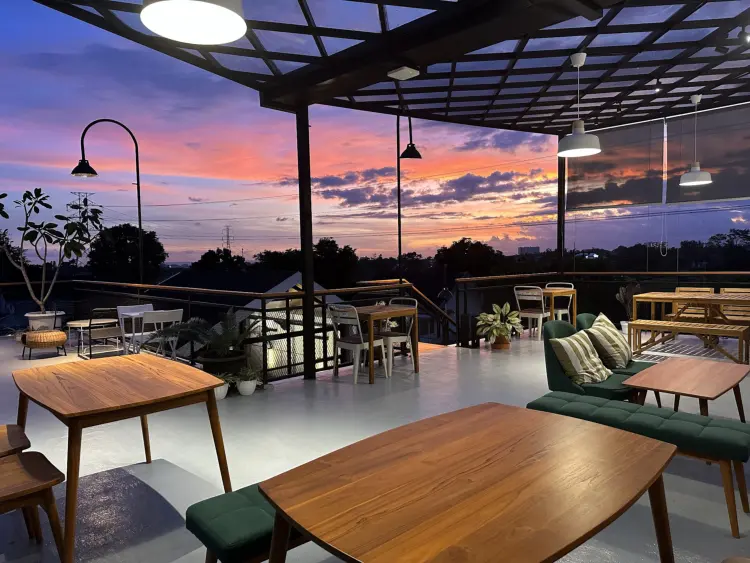 Cantine by Cendhani Raras 1