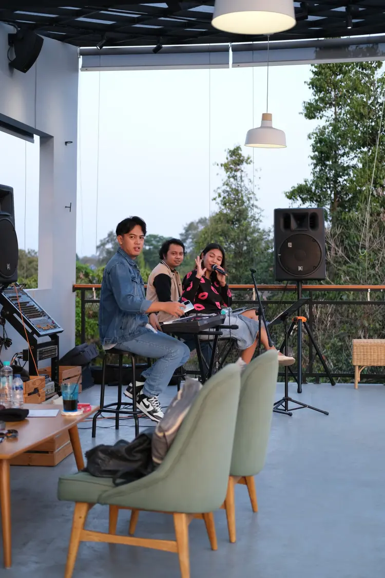 Cantine by Cendhani Raras 4