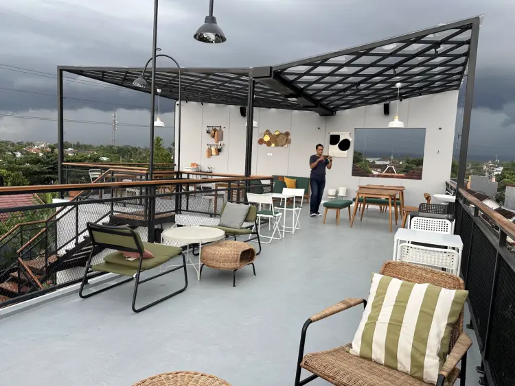 Cantine by Cendhani Raras 7