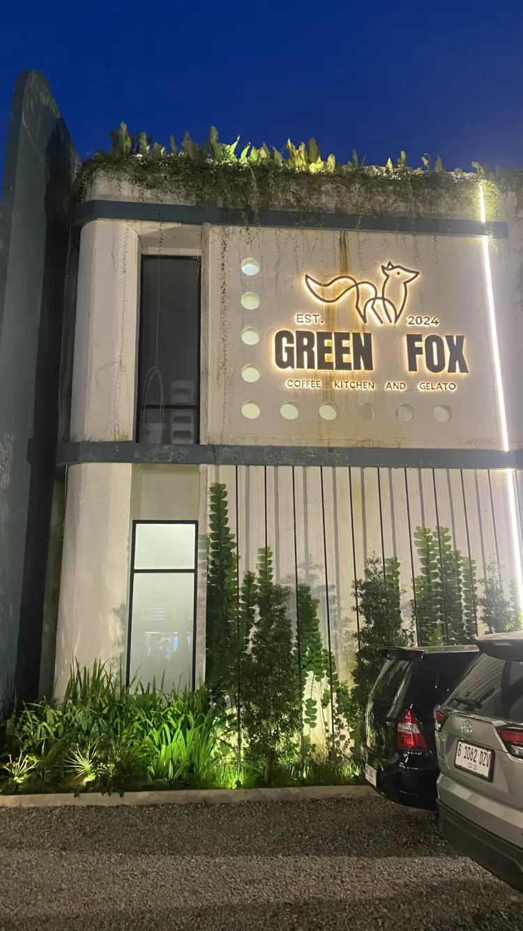 Green Fox (Coffee•Kitchen•Gelato) 1