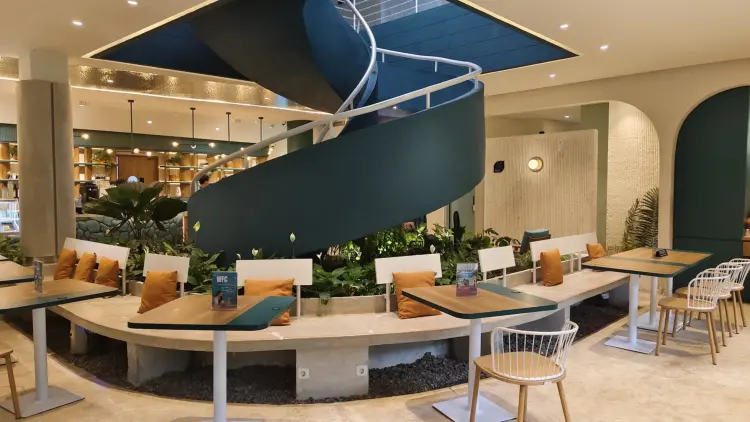 Green Fox (Coffee•Kitchen•Gelato) 4