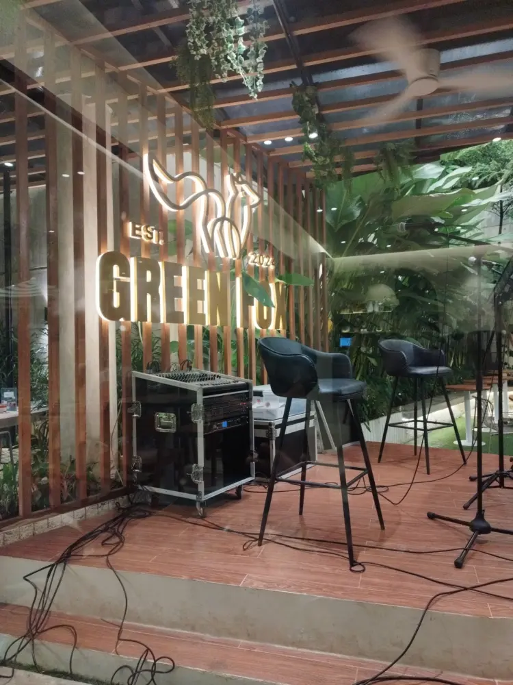 Green Fox (Coffee•Kitchen•Gelato) 10