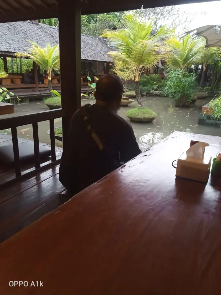 Gubug Makan Mang Engking Soragan Castle 5