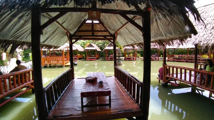 Telaga Rindu Resto Karanganyar 9