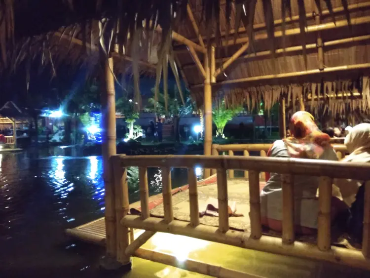 Telaga Rindu Resto Karanganyar 10