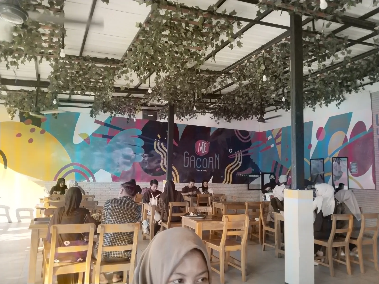 Google 4.9分,服务0分?Mie Gacoan这碗面到底有什么魔力? 2