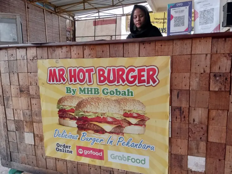 Mansur Hot Burger Gobah 9