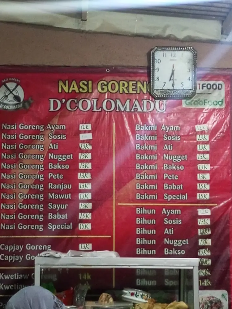 Nasi goreng De'colomadu 4