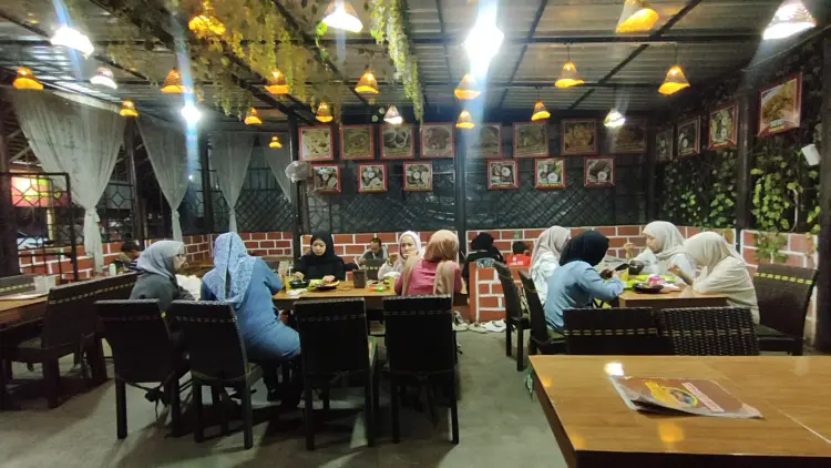 TERAS BAMBU Sukorejo 3