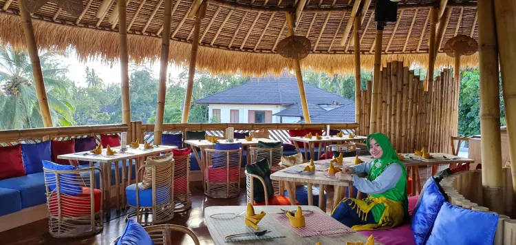 Tebasari Resto, Bar & Lounge 10