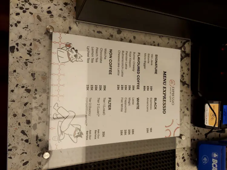 Expressio Social Space 7