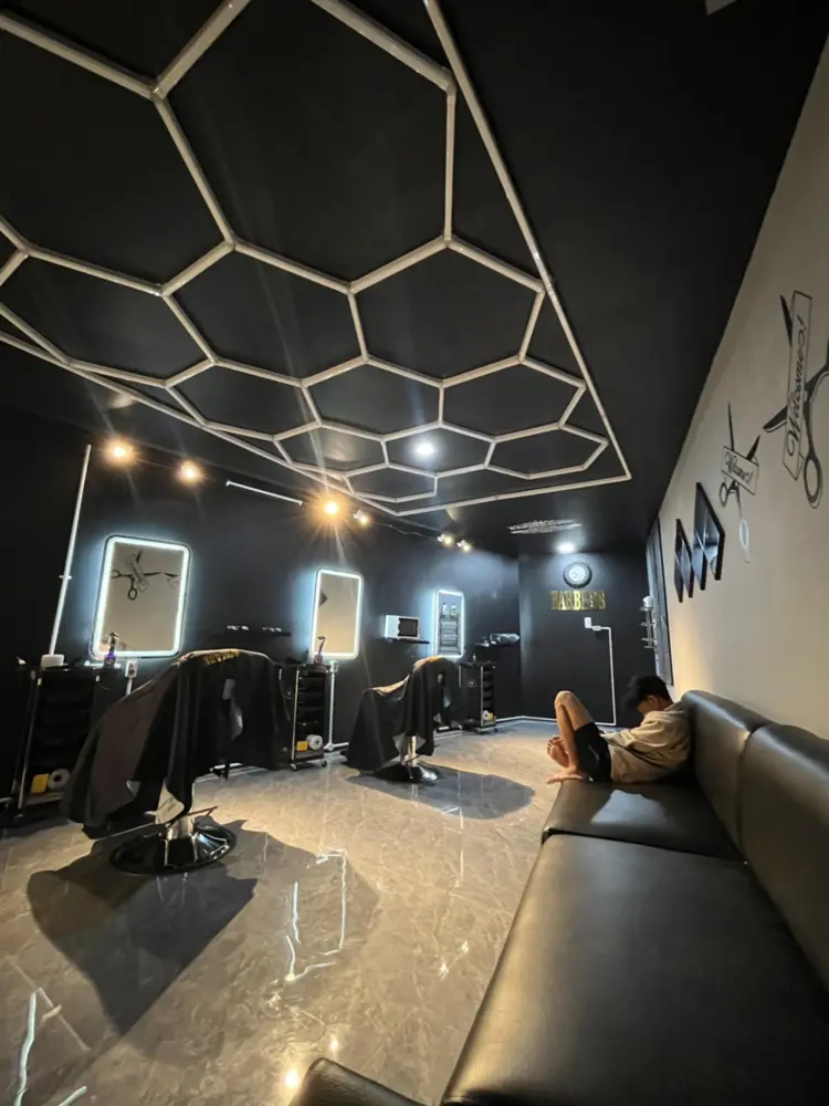 IEF BARBERS 1