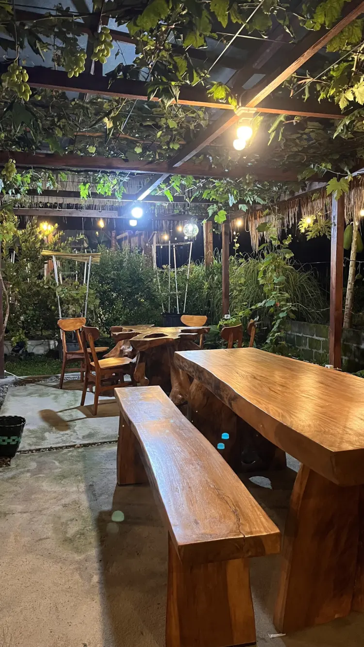 DIGIZ COFFEE & EATERY 9