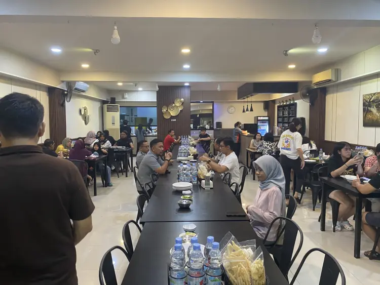 Ayam Goreng Sulawesi IBU TINI 1