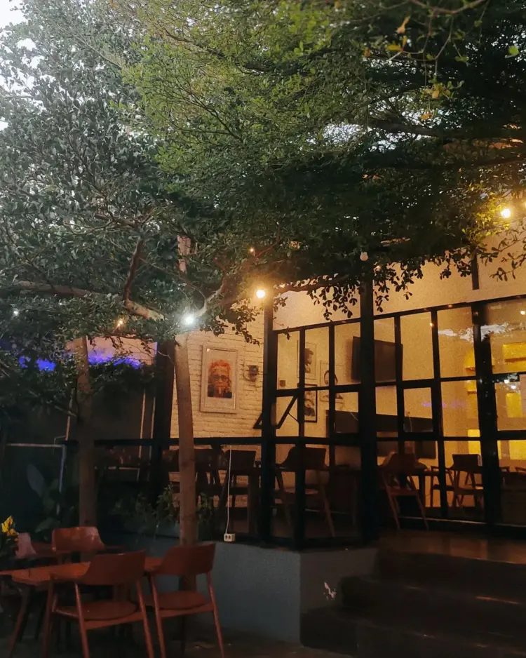 Lifika Cafe (Coffee & Coworking Space) 1