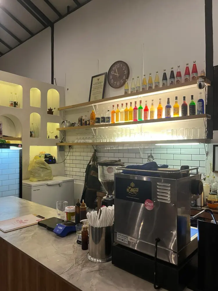 Lifika Cafe (Coffee & Coworking Space) 2