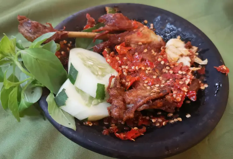 Angkringan Kapok Lombok 9