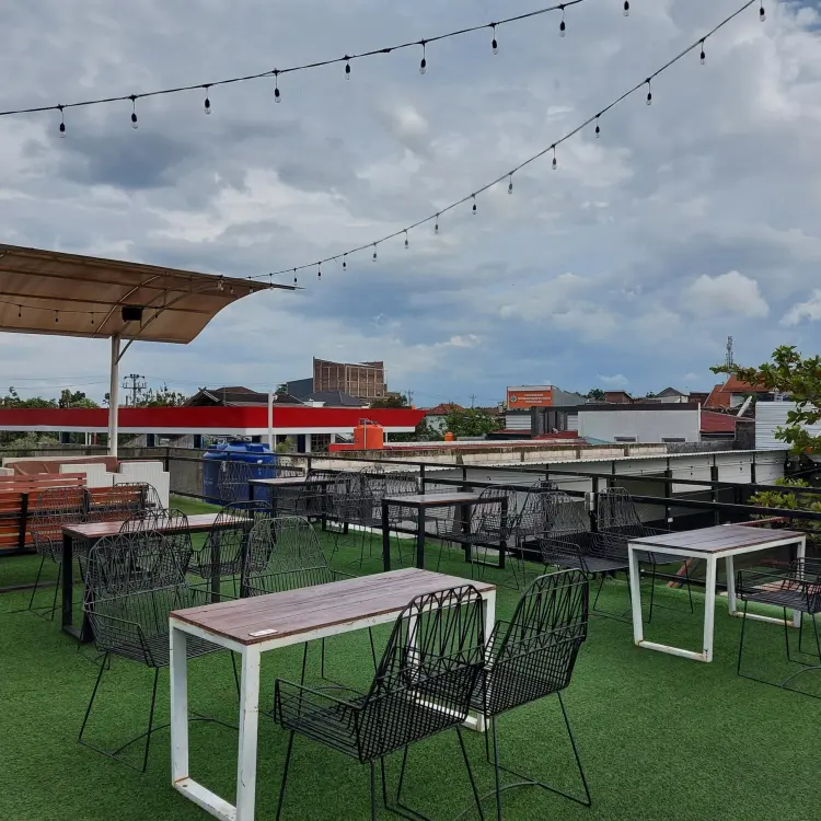 Embun senja coffee n Eatery 2