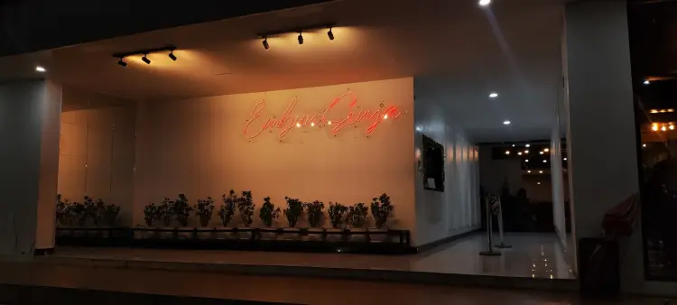 Embun senja coffee n Eatery 3