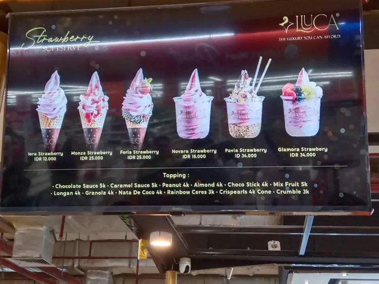 Luuca Mall Panakkukang Makassar 9