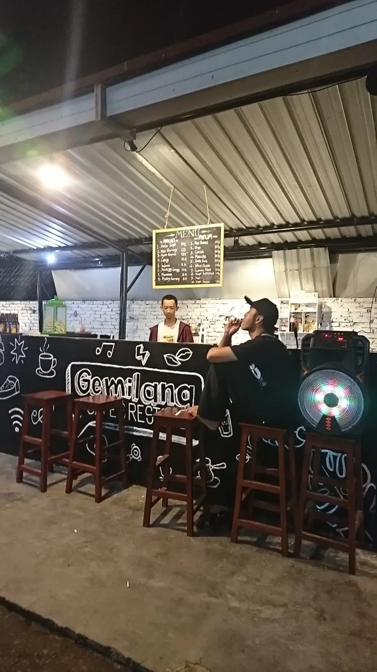 GEMILANG cafe and resto 3