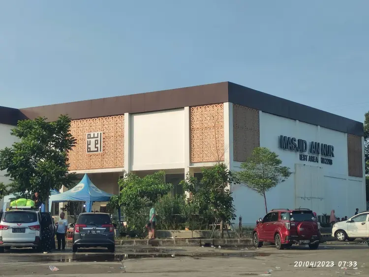 CFC Rest Area Pejagan KM 229 Kanci 1