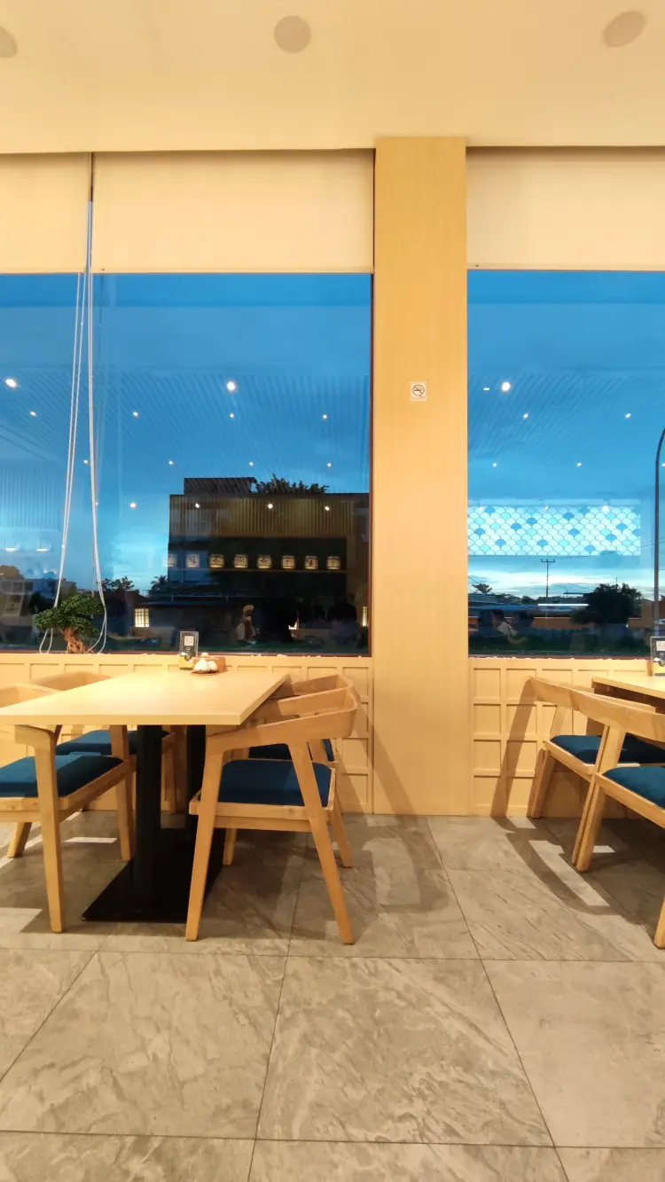 Okinawa Sushi Pekanbaru 4