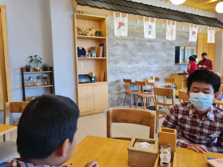 Jiro Ramen & Sushi 10