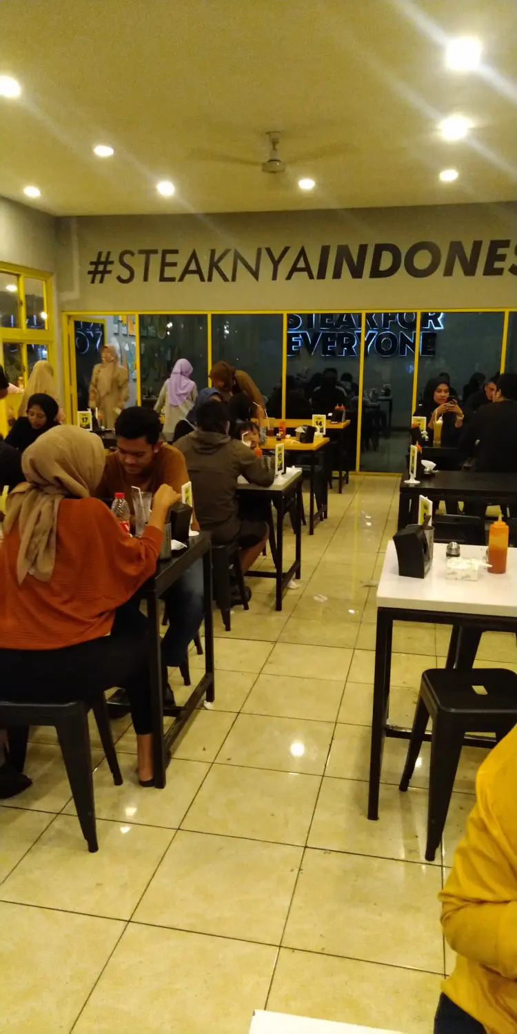 Waroeng Steak And Shake Jatinangor 9
