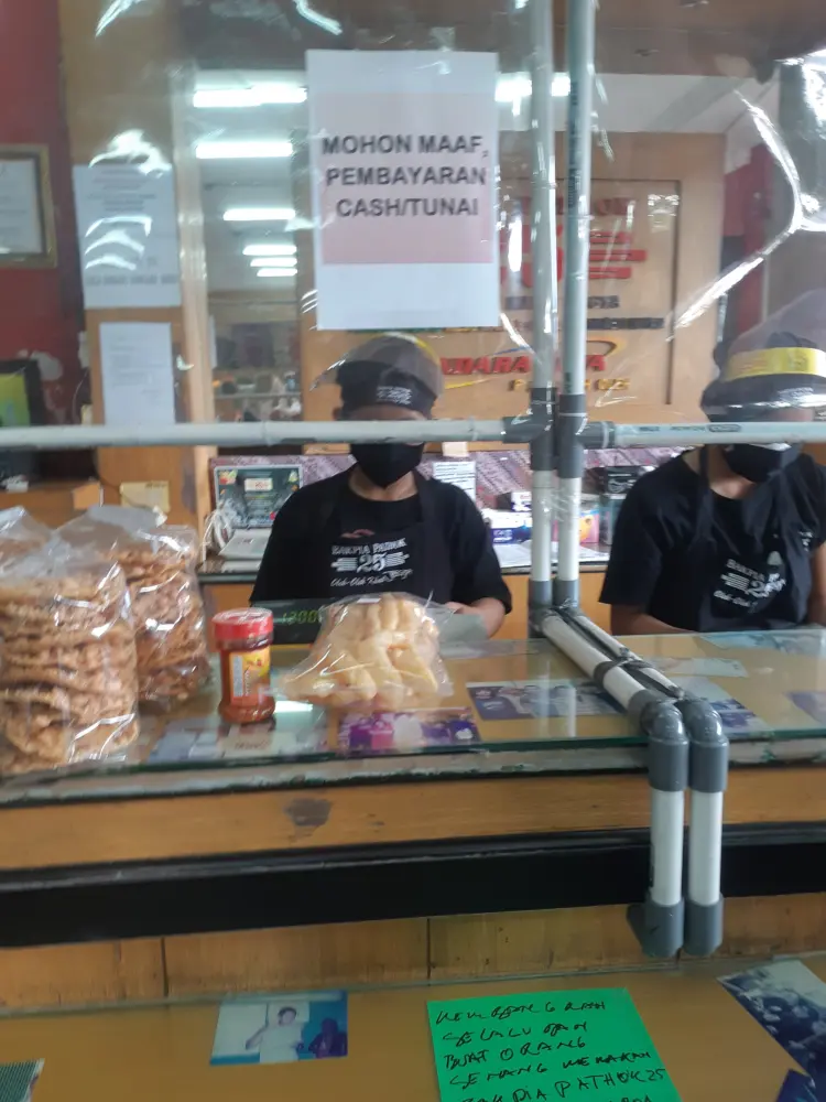 Bakpia Pathok 25 Bandara Jaya 7