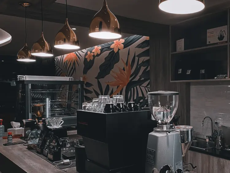 The Gade Coffee & Gold Padang 1