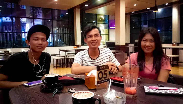 The Gade Coffee & Gold Padang 7