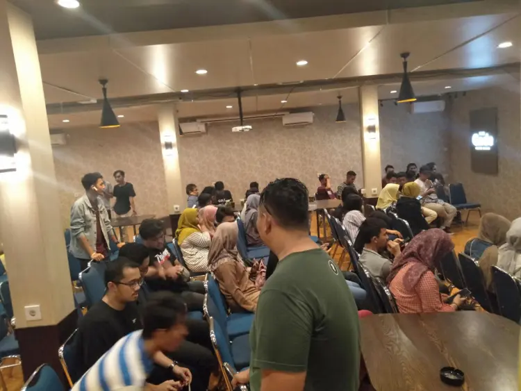 The Gade Coffee & Gold Padang 10