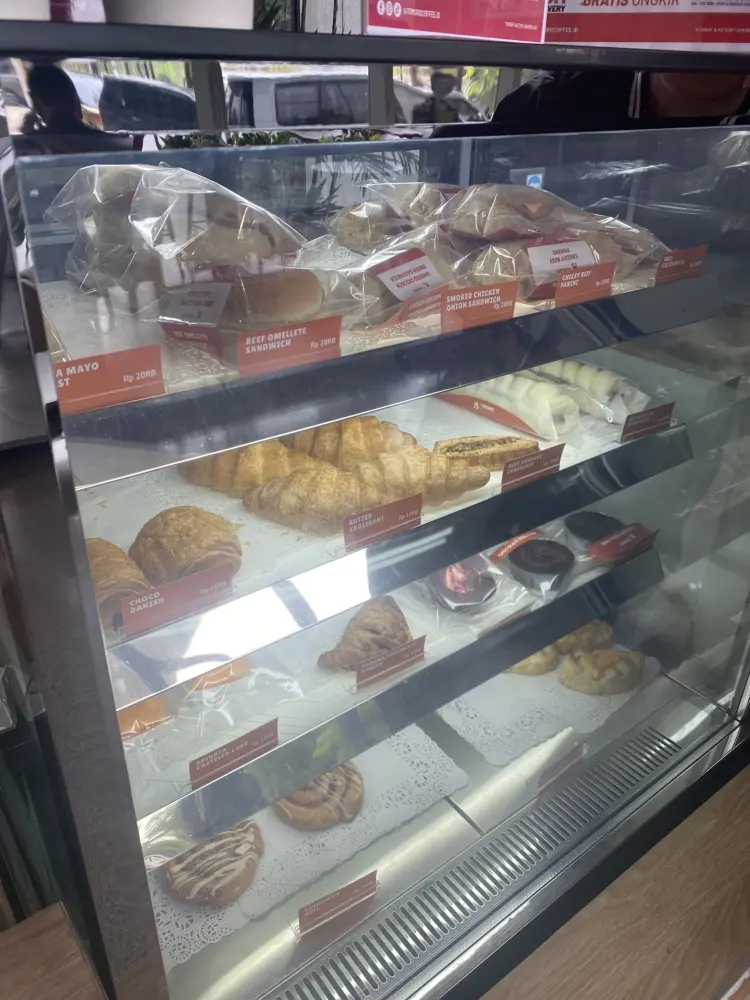 TOMORO COFFEE - Gold Coast Office 4