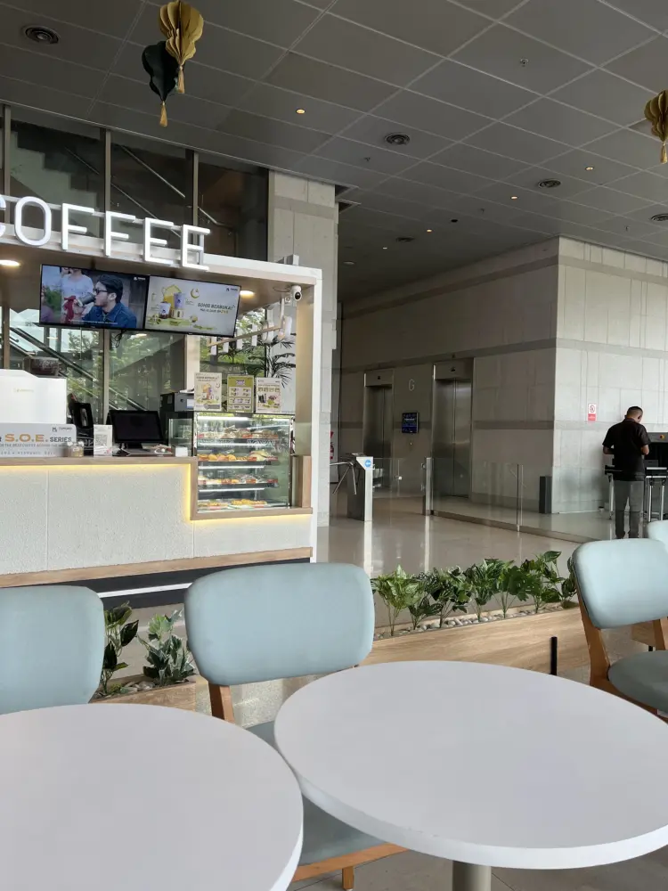 TOMORO COFFEE - Gold Coast Office 7